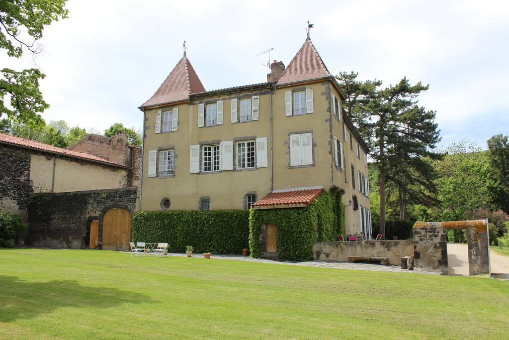 Bed and Breakfast Chateau De Bourrassol Menetrol Экстерьер фото